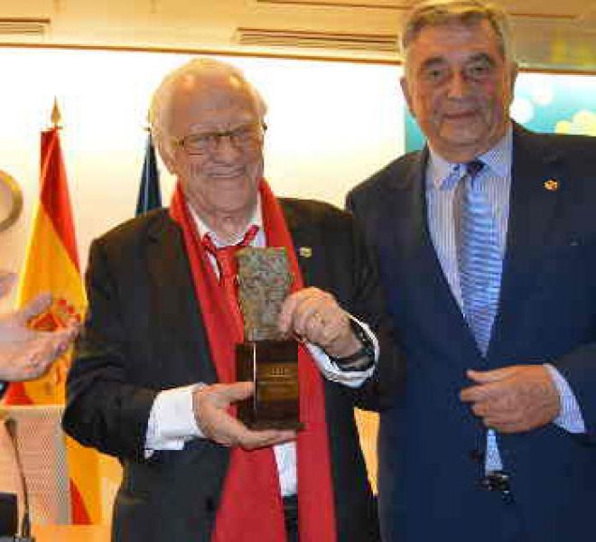 premio-PadreAngelCEOMA