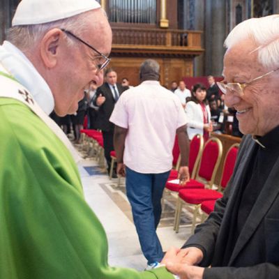 mensajeros-Papa-Francisco-Padre-Angel-Mensajeros-San-Anton-1200x565