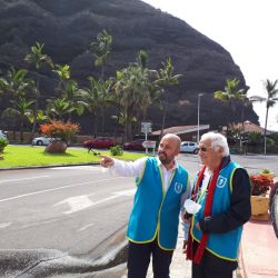 Sergio Mella y el Padre Ángel